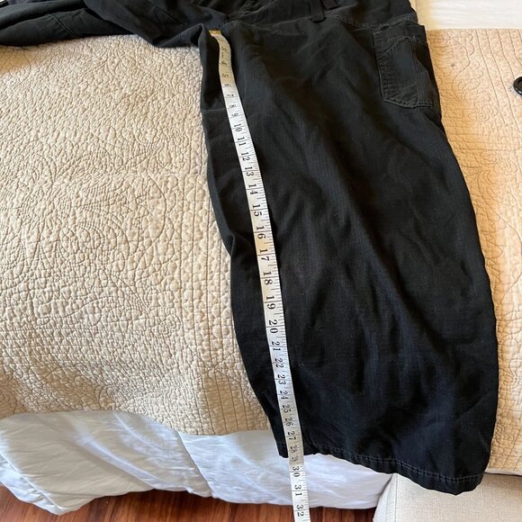 Carhartt Men's Black Cargo Medical Scrubs - Picture 6 of 12